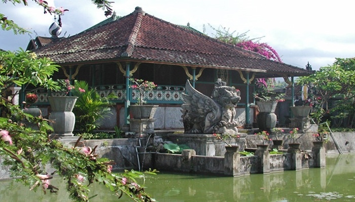 Puri Agung Karangasem Bali