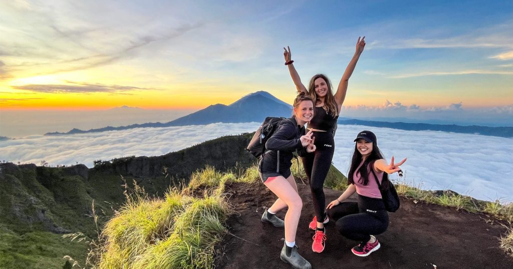 Paket Tour Bali dari Cirebon