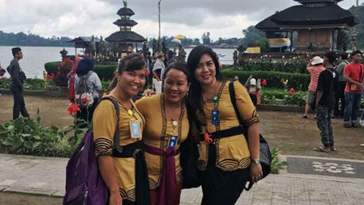 Pemandu Wisata Perempuan di Bali