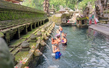 Tempat Wisata Sejalur Tirta Empul